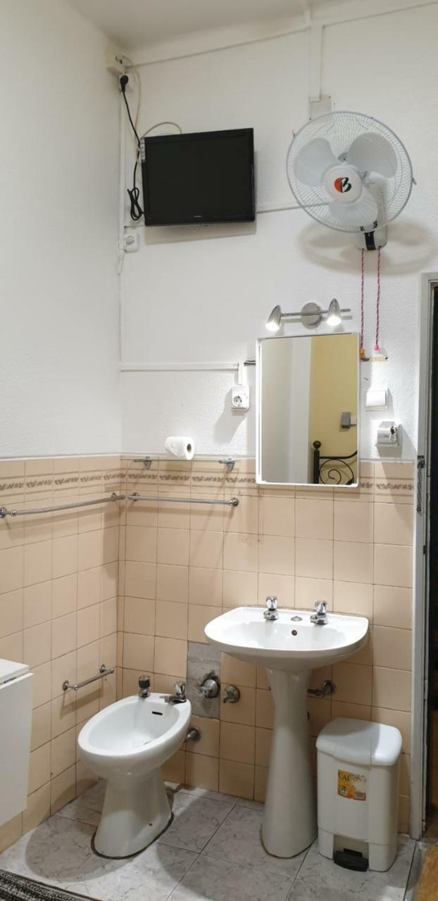 Hostal Pensao Residencial Flor Dos Cavaleiros