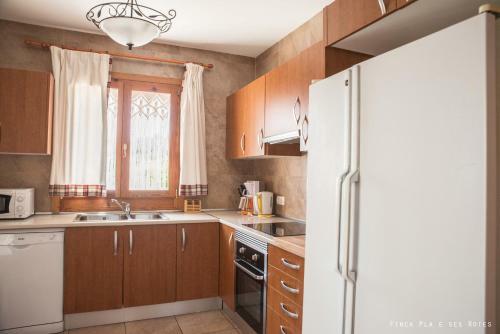 Villa Ses Rotes With Pool In Mallorca