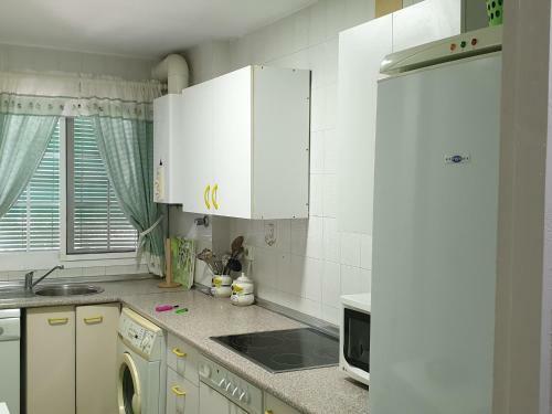 Ref 23v2e Apartamento 2 Hab. Urb. Pinar Don Jesus