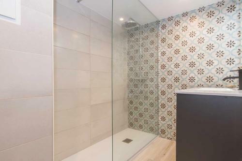 Rodalera Apartment Beach Sea Views With Pool