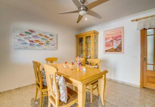 Can Picafort Holiday Home Sleeps 5 With Wifi