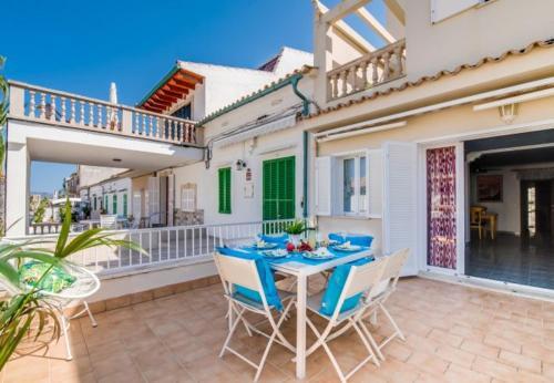 Can Picafort Holiday Home Sleeps 5 With Wifi