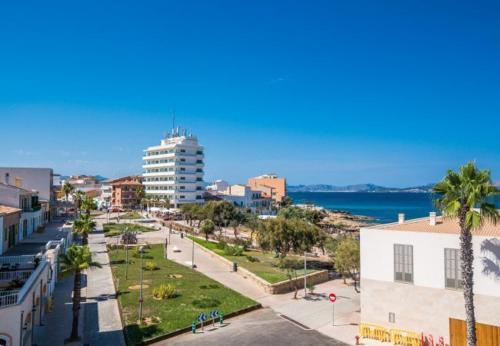 Can Picafort Holiday Home Sleeps 5 With Wifi