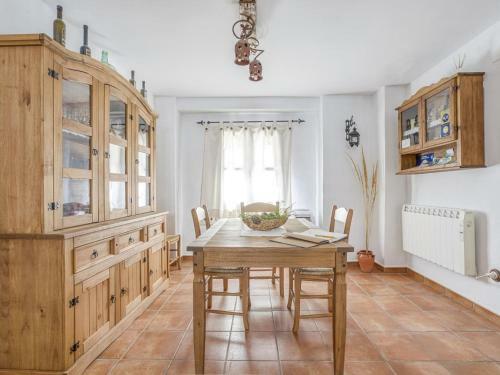 Comfy Holiday Home In Carcabuey With Patio