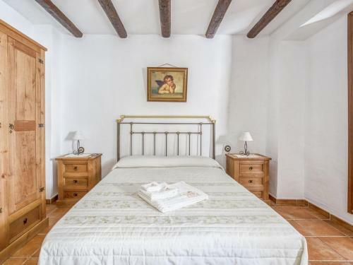 Comfy Holiday Home In Carcabuey With Patio