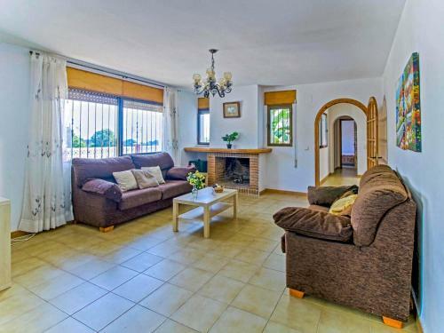 La Fustera Villa Sleeps 9 With Pool And Air Con