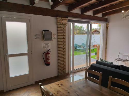 Chalet Con Piscina Privada Y Barbacoa