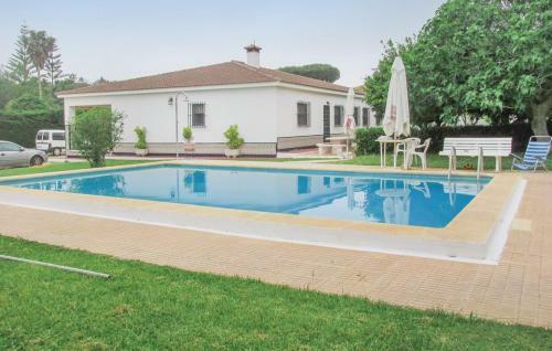 Chalet Con Piscina Privada En Chiclana