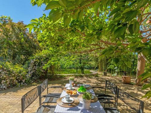 Holiday Home Oasis
