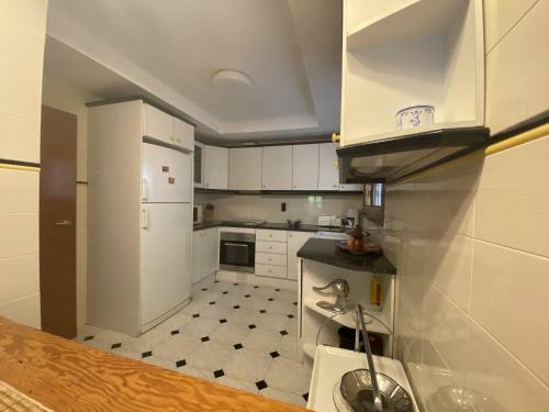 Th64 Villa Creixell For 10 People