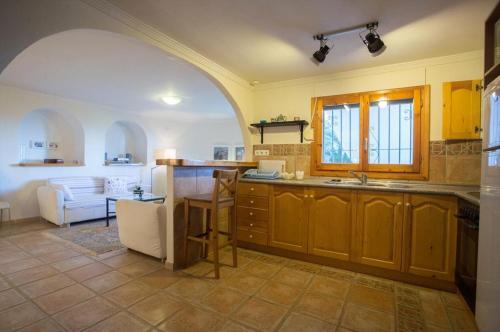Denia Villa Sleeps 8 Pool Air Con Wifi