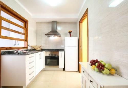 Port de Pollenca Apartment Sleeps 6 With Wifi