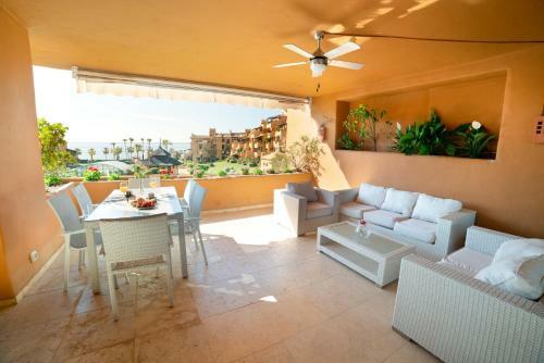 Apartamento 3 Dormitorios En Granados Del Mar