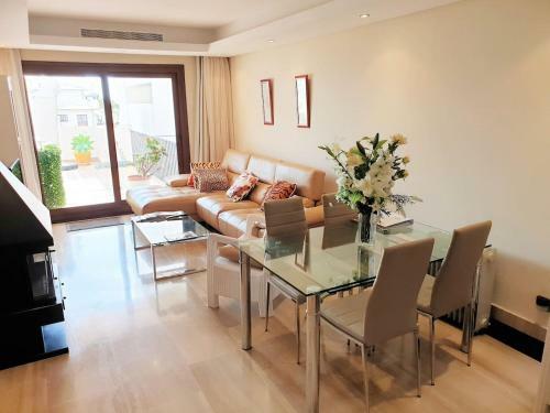 Amazing Penthouse With Rooftop Pool In Estepona