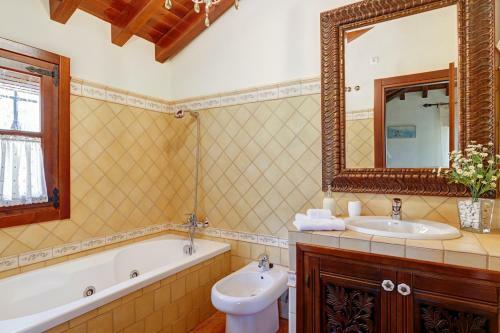 Frigiliana Villa Sleeps 6 Pool Air Con Wifi