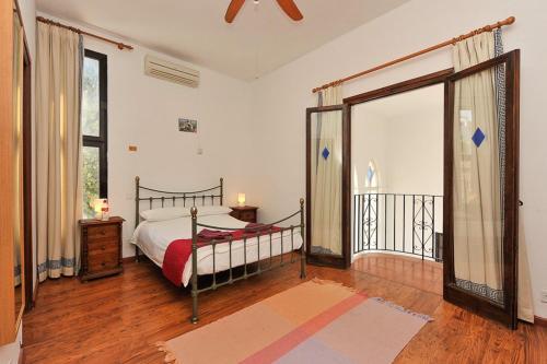 Fuengirola Villa Sleeps 10 Pool Air Con Wifi