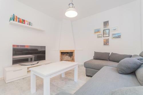 Cubo's Nufus Trips House