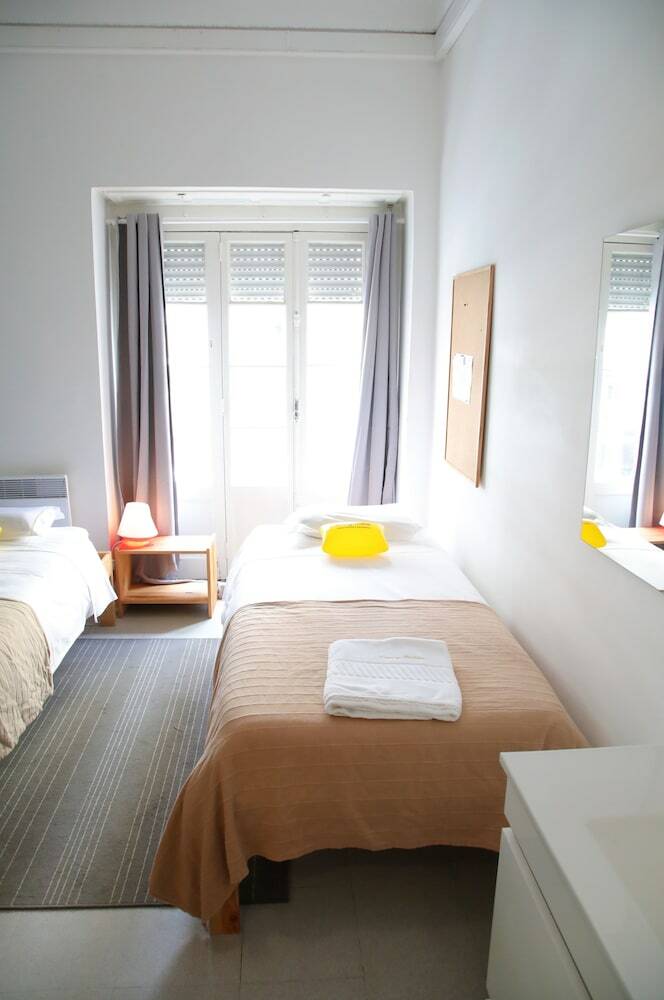 Hostal Sunny Lisbon - Guest House And Residence
