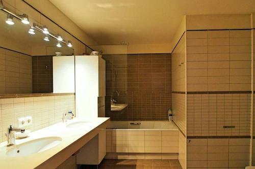 Large Holiday Villa On The Golf Girona With Pool