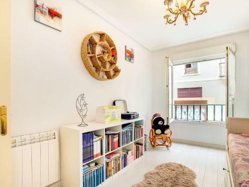 Charming Apartment In Gij�n Near Seabeach