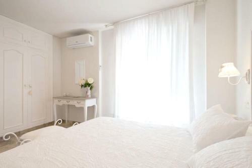 Apartment With One Bedroom In Granada With Wifi