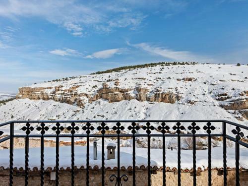 Charming Apartment In Gudar With Heating