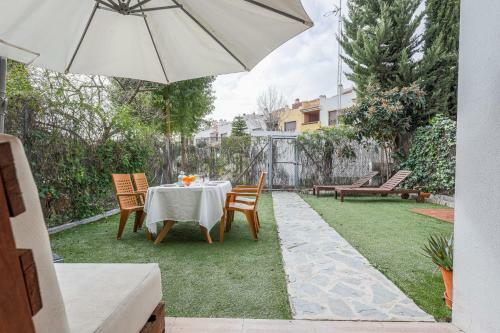 Fant�stica Casa-piscina Comunitaria Y Jard�n 8px
