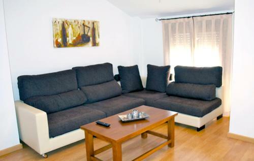 Apartment With 2 Bedrooms In Gudar With Wifi