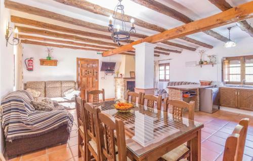 Eight-bedroom Holiday Home In Iznajar