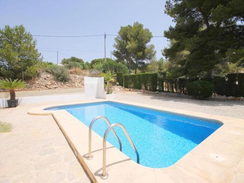 Javea Villa Sleeps 6 With Pool And Wifi