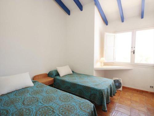 Villa In Javea Sleeps 12 With Pool And Wifi