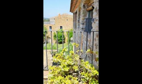 Villa In La Bisbal Sleeps 4 Includes Swimming Pool 8