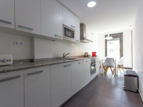 Apartamento Piscina Y En La Playa Margallo