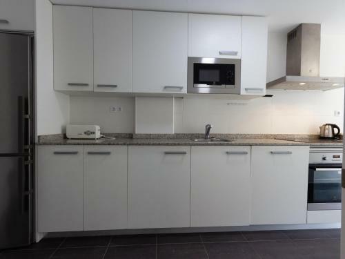 Apartamento Piscina Y En La Playa Margallo
