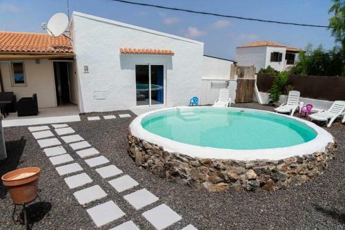 Villa Luna Nueva Con Piscina