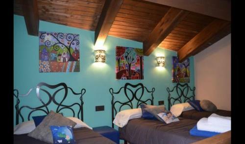 La Nou de Bergueda Villa Sleeps 4 With Pool
