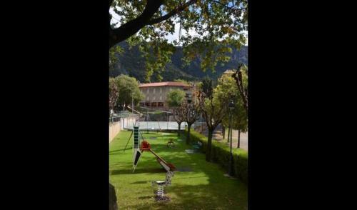 La Nou de Bergueda Villa Sleeps 4 With Pool
