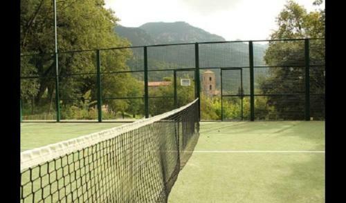 La Nou de Bergueda Villa Sleeps 4 With Pool