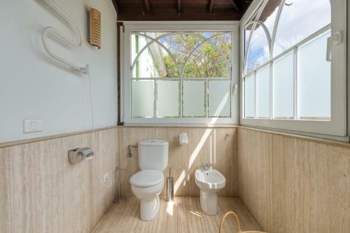 Amplia Villa de Lujo Con Piscina Climatizada