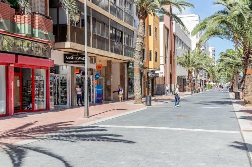Apartamento Flatguest Luis Morote + Central + Beach + Wifi