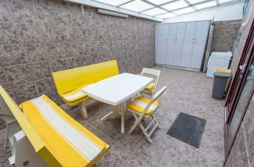 La Cornisa Vivac House