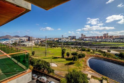 Apartamento Flatguest Ramblas Golf 6c - Parking + Pool + Gym