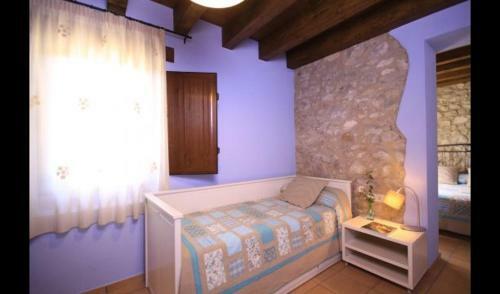 Les Planes D'hostoles Villa Sleeps 6