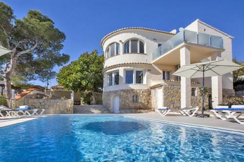 Lleus Villa Sleeps 6 Pool Air Con Wifi