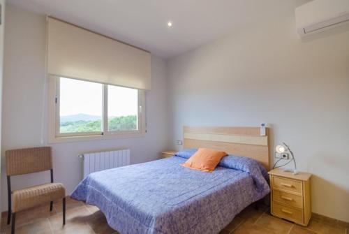 Lloret de Mar Villa Sleeps 8 Pool Air Con Wifi