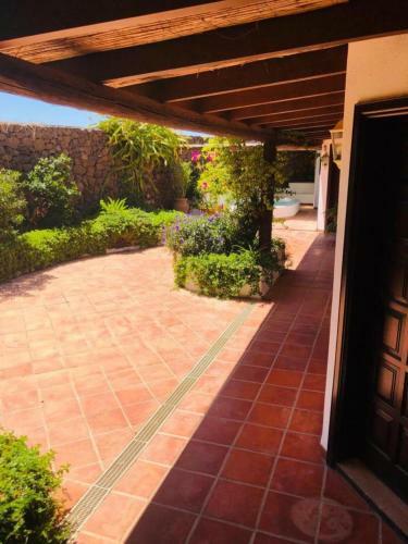 Immaculate 3-bed House With A Sea View In Macher