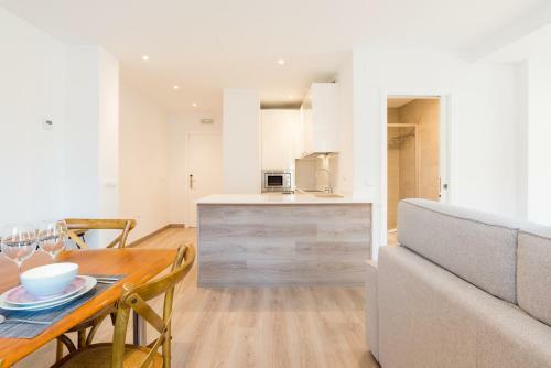 Urbe10 Atarazanas 2 Bedrooms Apartment