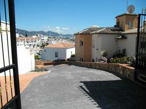 Apartment With 2 Bedrooms In Malaga With Shared Pool And Wifi