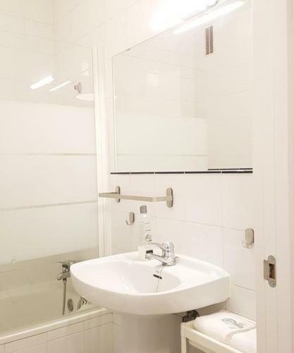 Plaza de La Merced Apartments By All� Housing