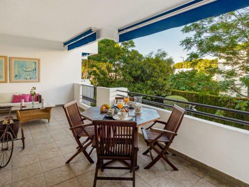 Apartamento de 2 Dormitorios En Medina Garden